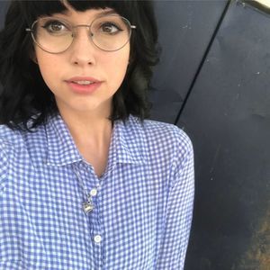 Meet your Posher, Abigail